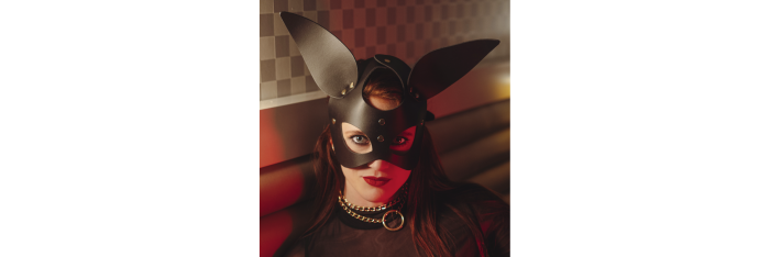 Masque Oreilles Lapin Noir  Gold