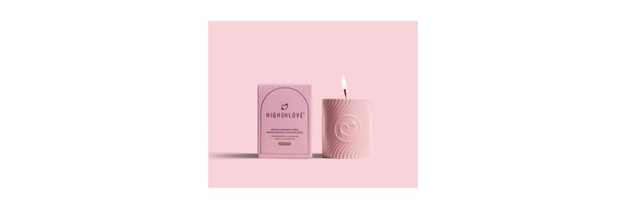 Bougie de massage Rose 220 ml - Fraises et champagne