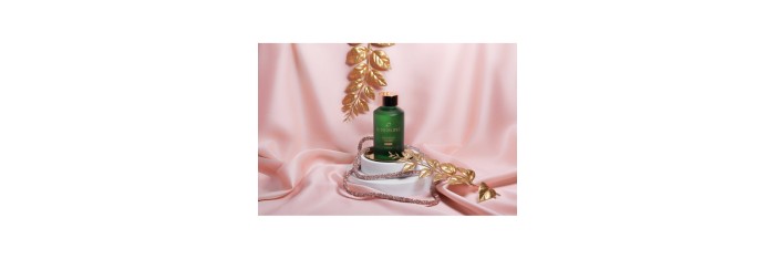 Huile de bain sensuelle avec 300 mg de CBD - 100 ml
