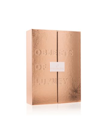 Coffret objets de luxe - Huile de massage et vibromasseur